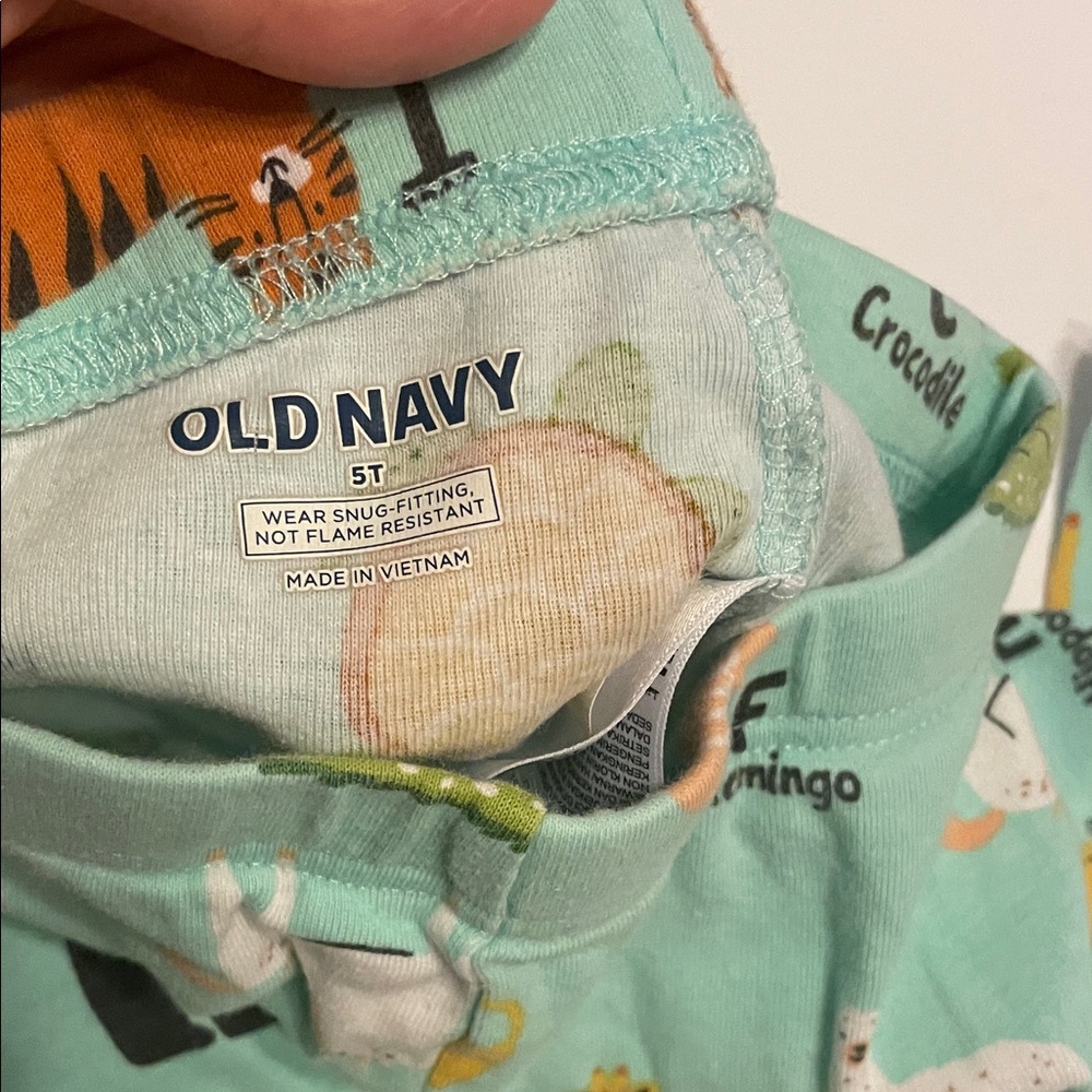 Old Navy Toddler Boy Size 5T Colorful Dot & Animal theme Pajama BUNDLE set - Picture 9 of 9